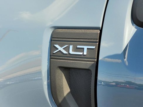 New 2025 Ford Maverick XLT image 11