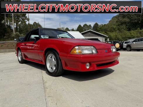 Used 1993 Ford Mustang GT image 1