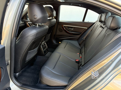 Used 2017 BMW 330e image 31