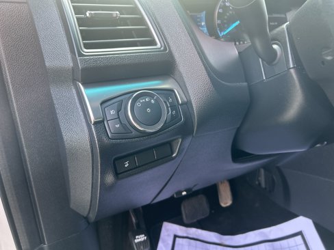 Used 2019 Ford Explorer XLT w/ Equipment Group 202A image 19
