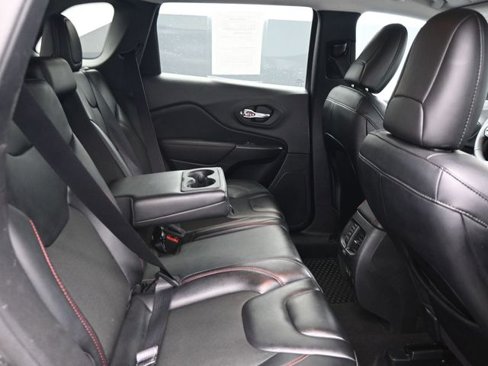Used 2022 Jeep Cherokee Trailhawk w/ Comfort/Convenience Group image 10