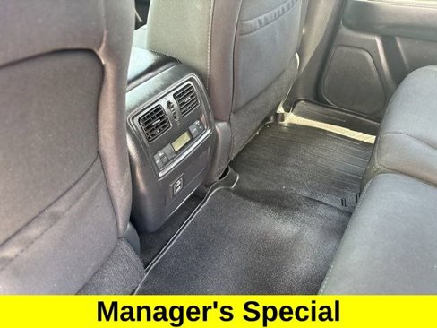 Used 2018 Nissan Pathfinder S image 29