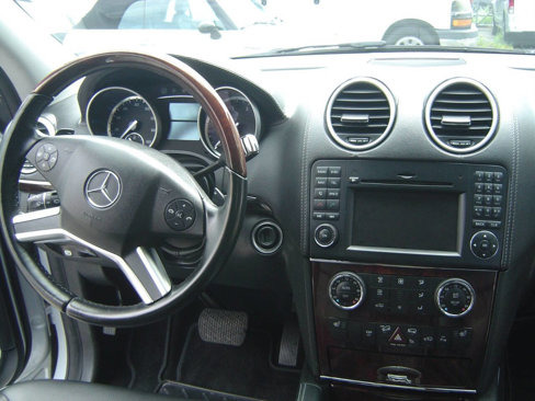 Used 2011 Mercedes-Benz GL 320 BlueTEC 4MATIC image 14