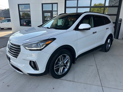 Used 2017 Hyundai Santa Fe Limited image 3