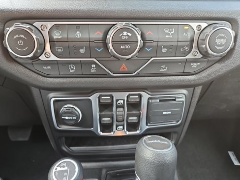 New 2025 Jeep Gladiator Sport image 28
