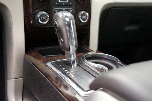 Used 2014 Ford F150 Platinum image 24