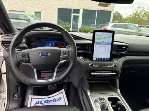 Used 2020 Ford Explorer ST w/ Premium Technology Package image 23