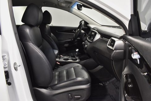 Used 2019 Kia Sorento EX image 31