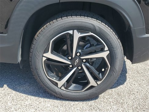 Used 2021 Chevrolet TrailBlazer RS w/ Technology Package image 32