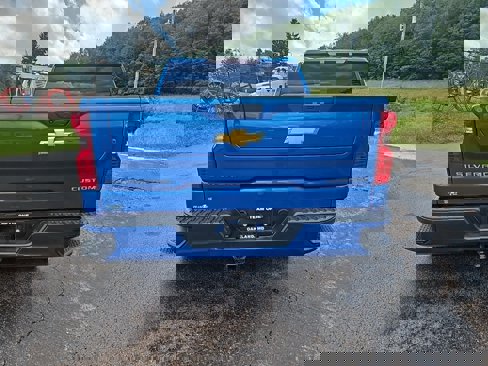 Used 2022 Chevrolet Silverado 1500 Custom image 4