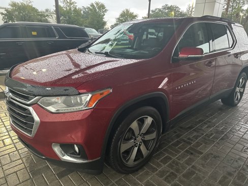 Used 2019 Chevrolet Traverse LT w/ LT Premium Package image 3
