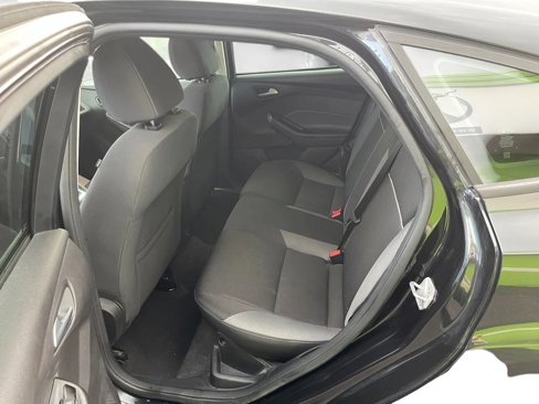 Used 2014 Ford Focus SE image 11