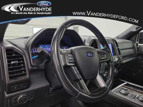 Used 2020 Ford Expedition Max Limited image 24
