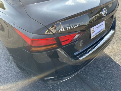 Certified 2022 Nissan Altima 2.5 SR image 30