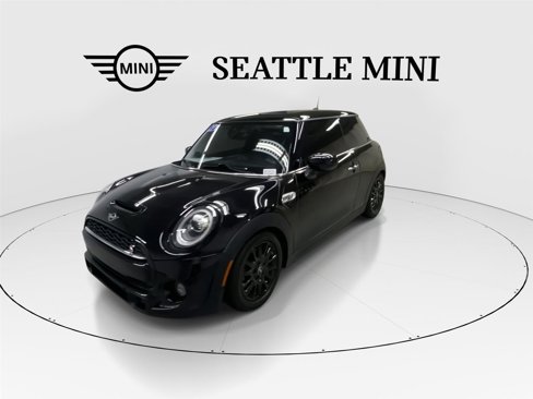 Used 2021 MINI Cooper S w/ Premium Package image 5