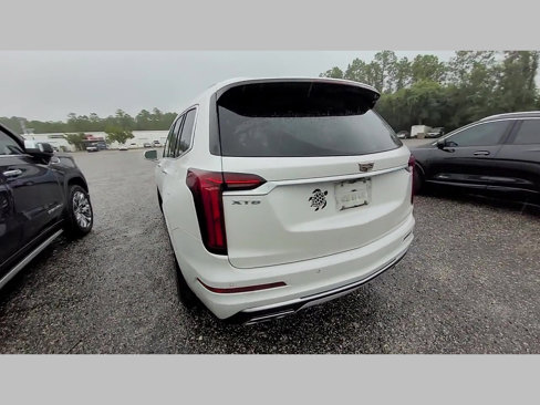 Used 2020 Cadillac XT6 Premium Luxury image 18