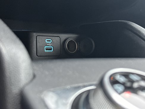Used 2022 Ford Escape S image 16