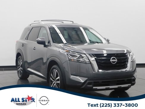 Certified 2024 Nissan Pathfinder Platinum image 1