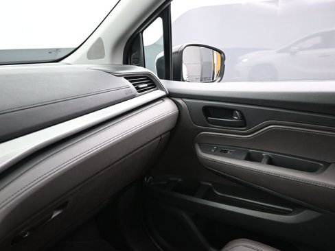 Used 2018 Honda Odyssey EX-L image 18