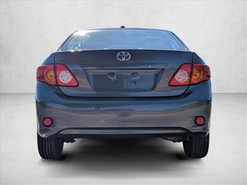 Used 2010 Toyota Corolla LE image 6