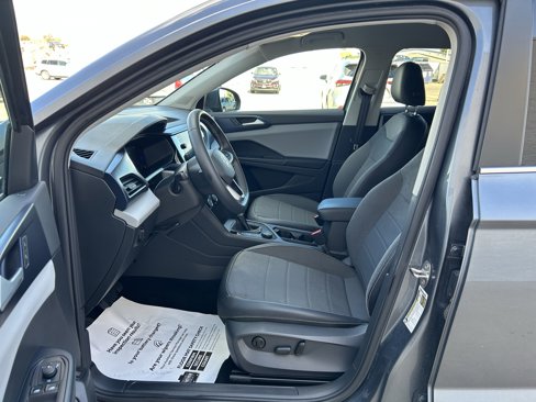 Used 2022 Volkswagen Taos SE image 14