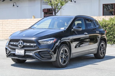 Certified 2025 Mercedes-Benz GLA 250 4MATIC image 3