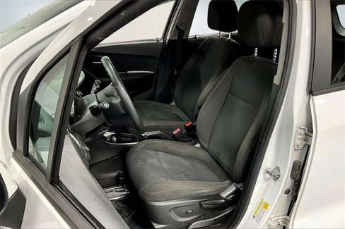 Used 2018 Chevrolet Trax LS image 19