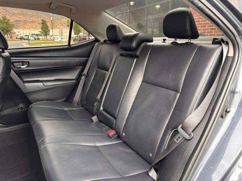 Used 2016 Toyota Corolla S Premium image 27