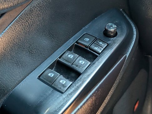 Used 2017 Toyota Highlander Limited image 26