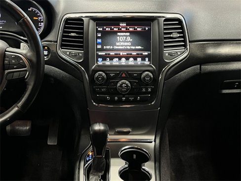 Used 2017 Jeep Grand Cherokee Altitude image 17