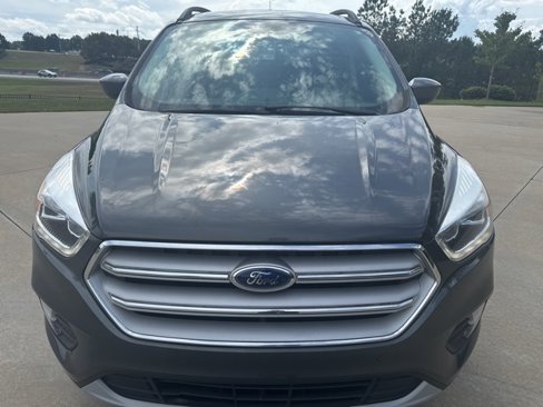 Used 2019 Ford Escape SEL image 5