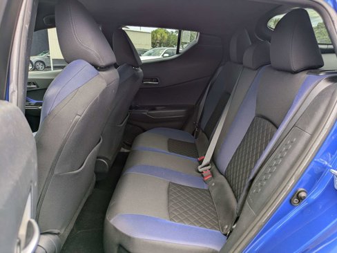 Used 2021 Toyota C-HR XLE image 14