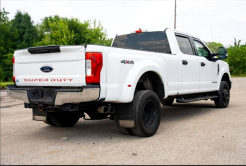 Used 2017 Ford F350 XLT image 8