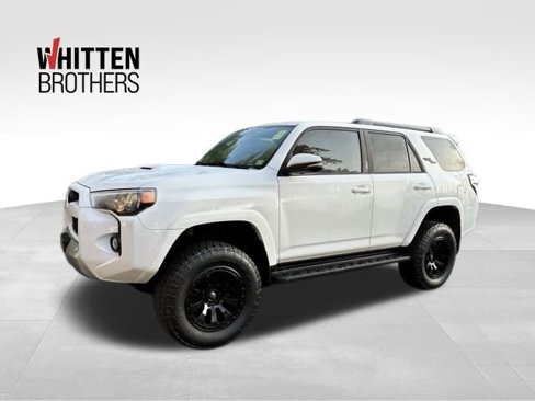 Used 2019 Toyota 4Runner TRD Off-Road Premium image 1