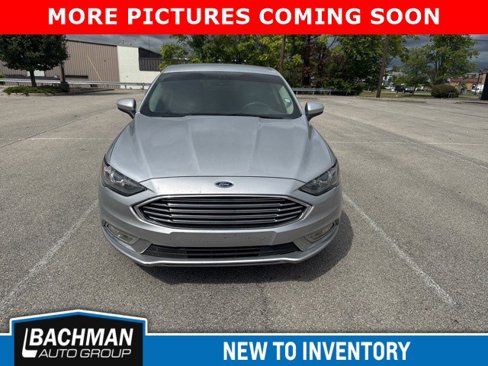 Used 2018 Ford Fusion SE image 3