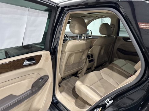 Used 2015 Mercedes-Benz ML 350 4MATIC image 62