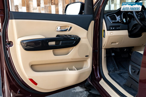 Used 2015 Kia Sedona SX image 9