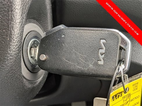 Used 2023 Kia Forte LXS image 29