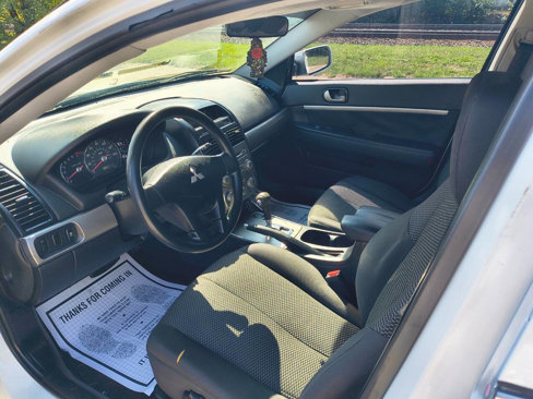 Used 2012 Mitsubishi Galant FE image 3