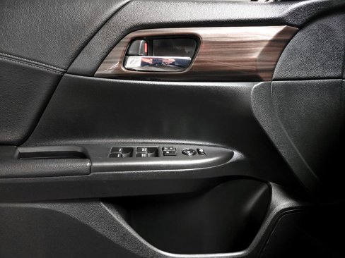 Certified 2017 Honda Accord Hybrid Sedan image 19