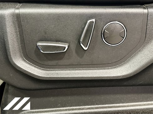 Used 2018 Ford F150 Lariat w/ Equipment Group 502A Luxury image 22