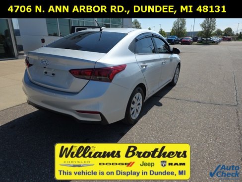 Used 2022 Hyundai Accent SE image 5