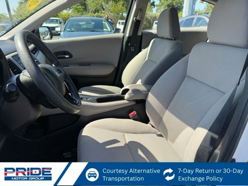 Used 2018 Honda HR-V LX image 17