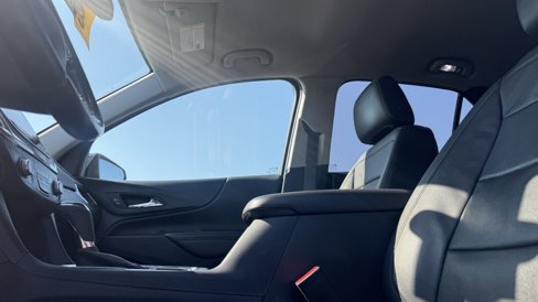 Used 2021 Chevrolet Equinox Premier image 12