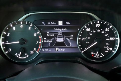 Certified 2021 Nissan Titan SV w/ SV Convenience Package image 26