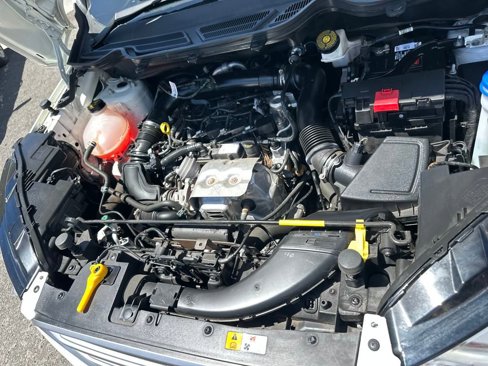 Used 2021 Ford EcoSport SE image 21
