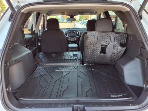 Used 2023 Chevrolet Equinox LT image 25
