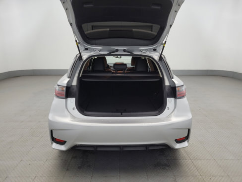 Used 2016 Lexus CT 200h image 29