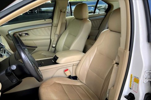 Used 2015 Ford Taurus SEL w/ Equipment Group 201A image 7