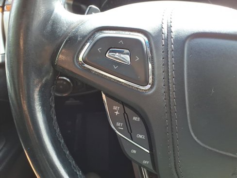 Used 2017 Lincoln MKZ Reserve image 11